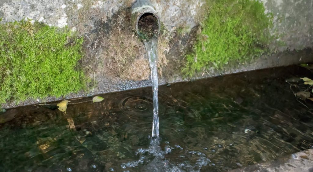 hydro-jetting vs. snaking